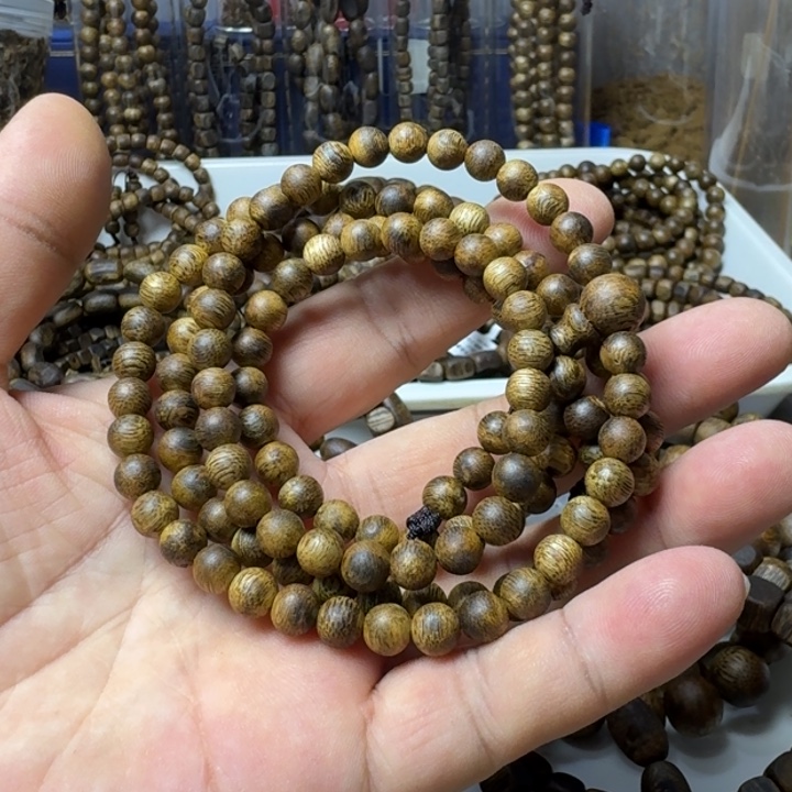 沉香手串乌身手串11克加