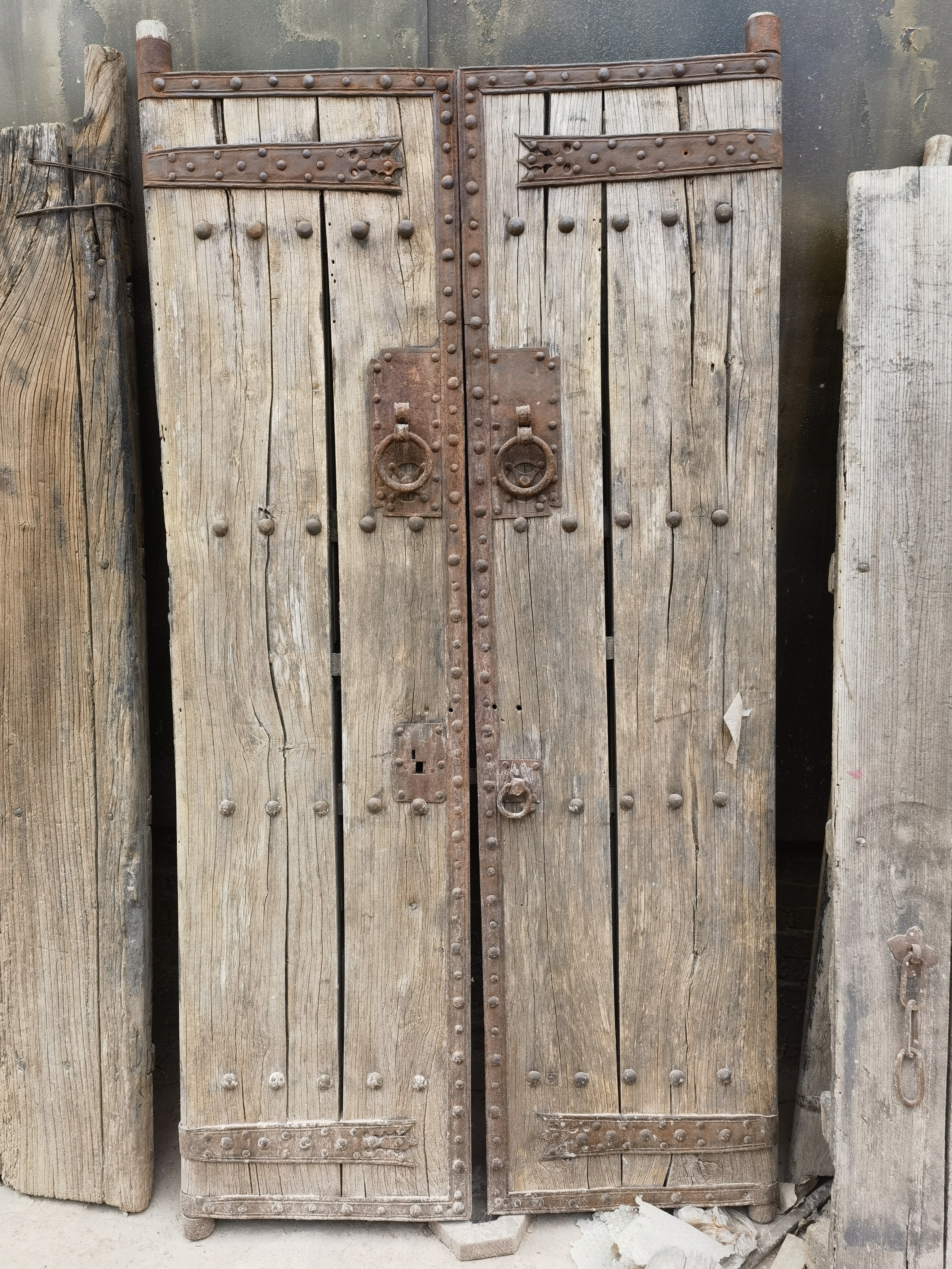 定制古全实木老榆木双开老式大门适用于古建筑四合院别墅