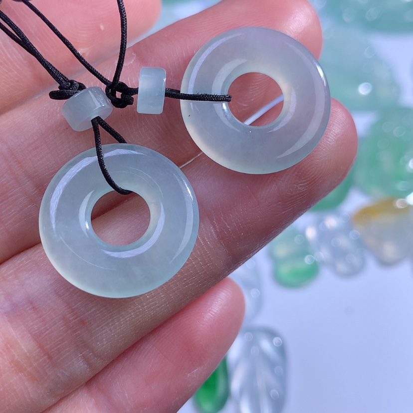 【闪购商品】翡翠颈饰未镶嵌缅甸A货翡翠