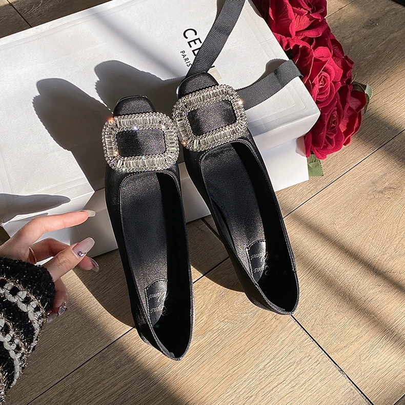 伢伢家浅口单鞋粗跟百搭方头法式平底时尚粘胶鞋气质跟鞋高跟