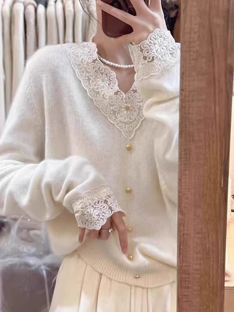 法式V领羊毛拼软蕾丝气质羊毛上衣