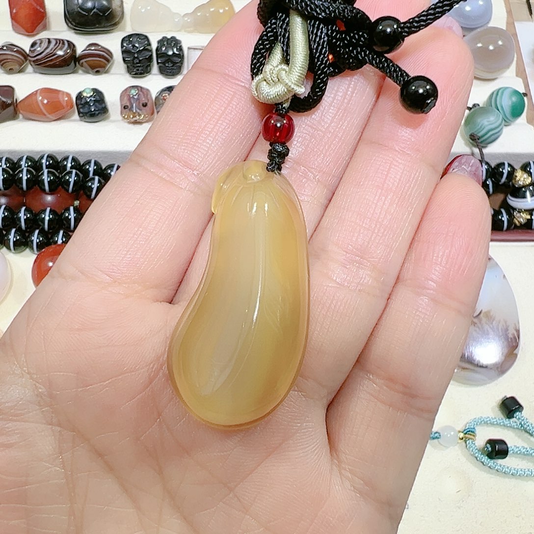 未镶嵌颈饰玛瑙/玉髓