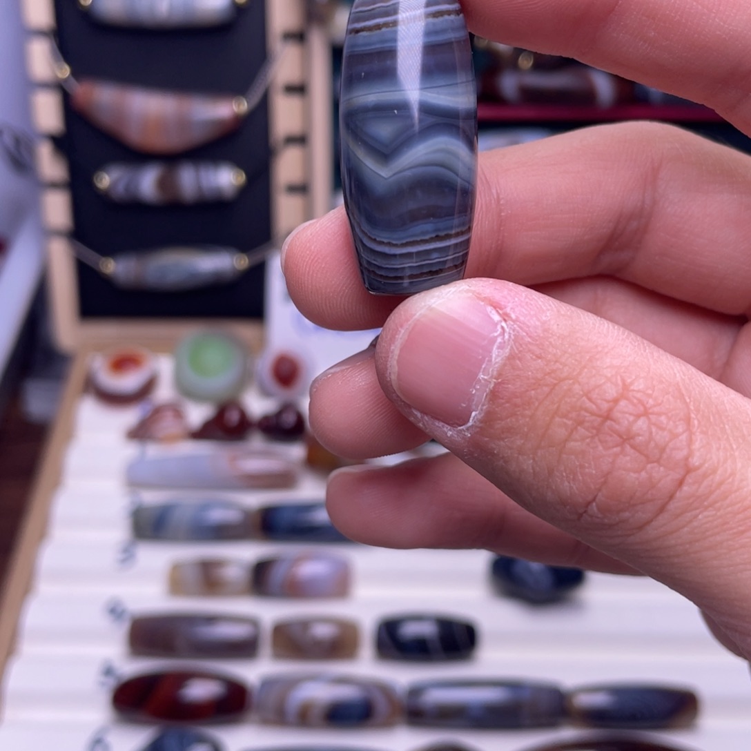 涛***懵玛瑙/玉髓合金颈饰