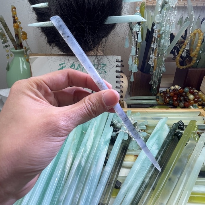 蛇纹石玉发饰未镶嵌长度18.8