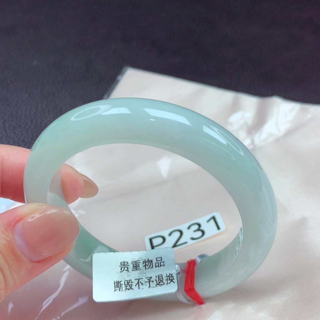 翡翠手镯未镶嵌手镯88