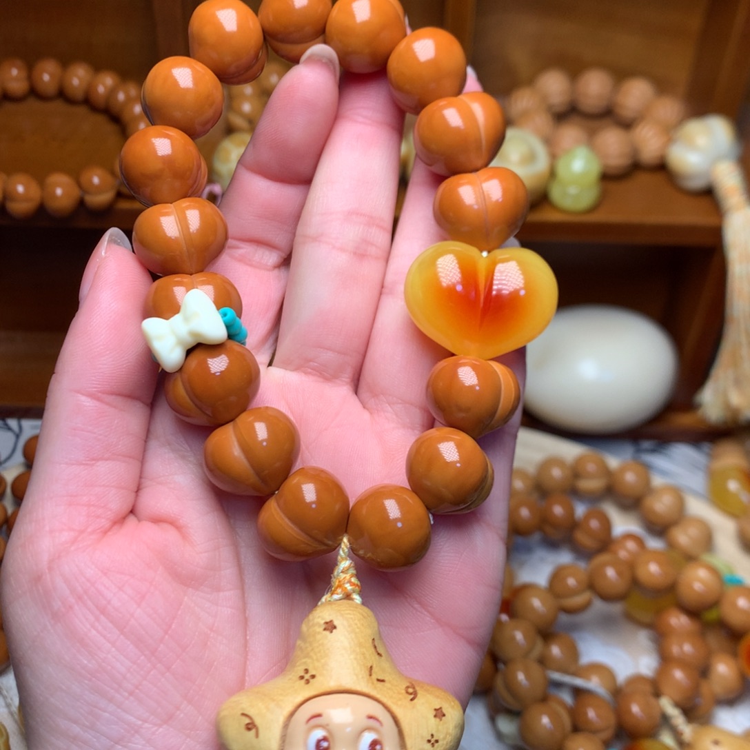 把件猴头核桃16玻璃底定制