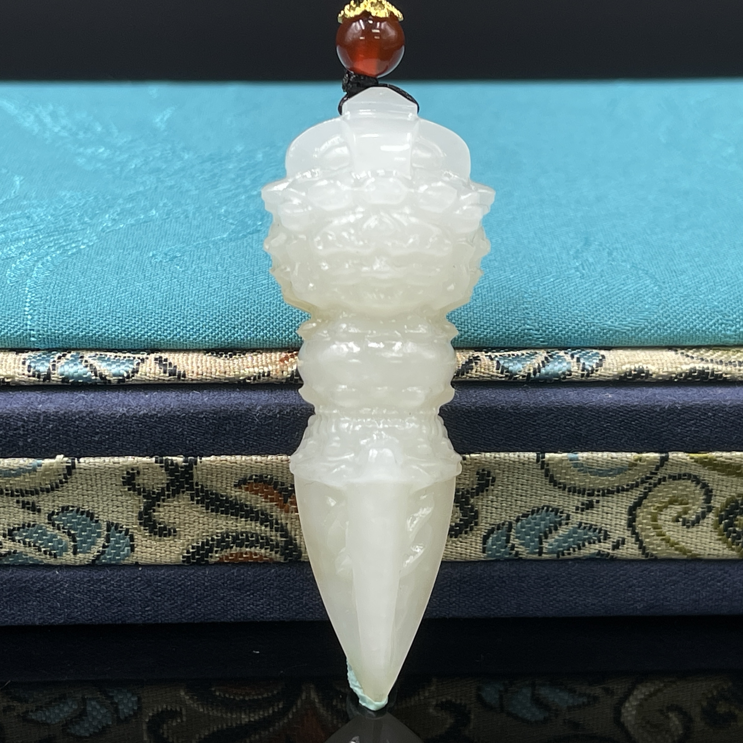 1227GY038和田玉挂件