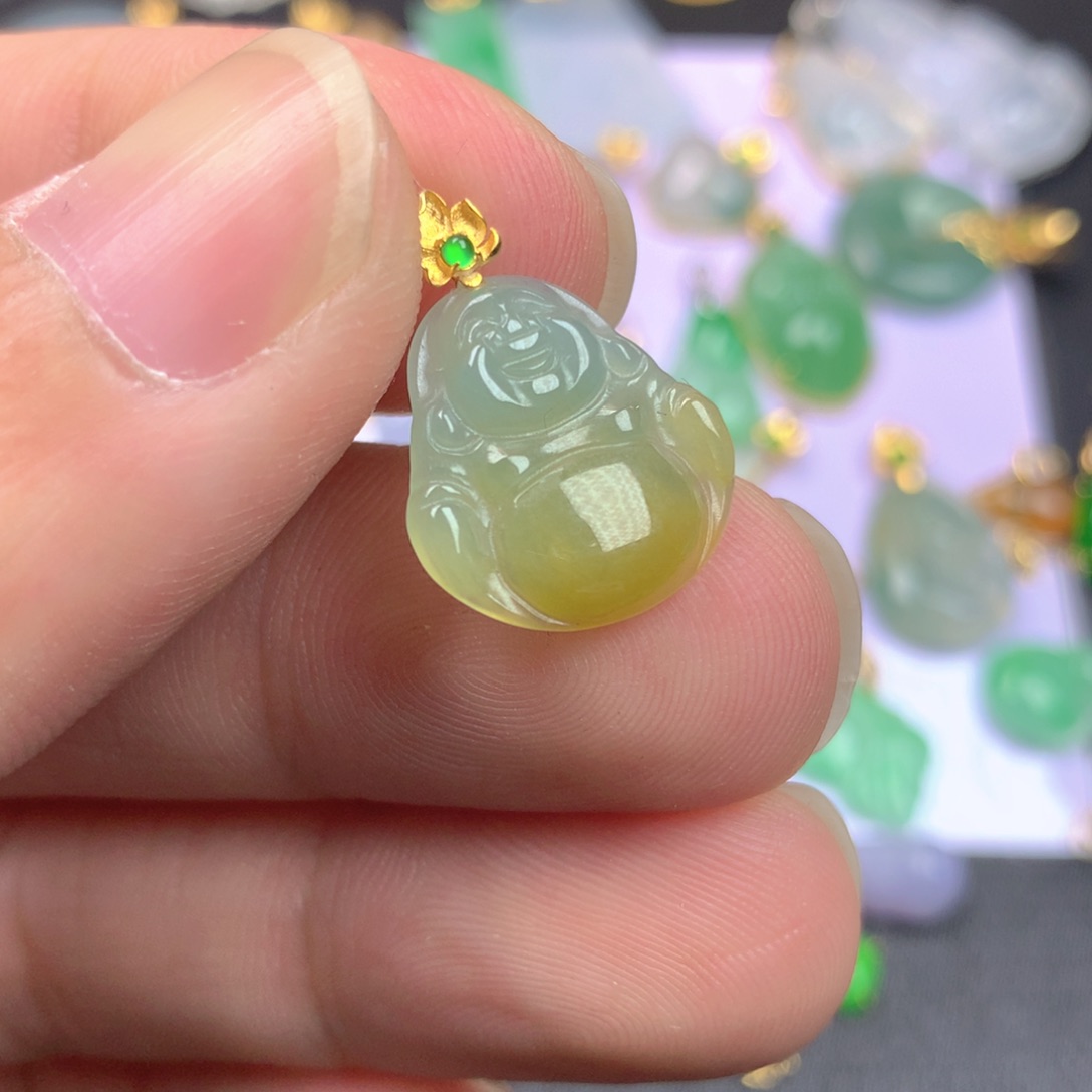 【闪购商品】颈饰18K金镶嵌翡翠翡翠