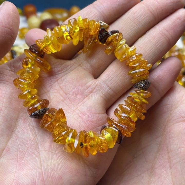 琥珀珠宝奇石未镶嵌