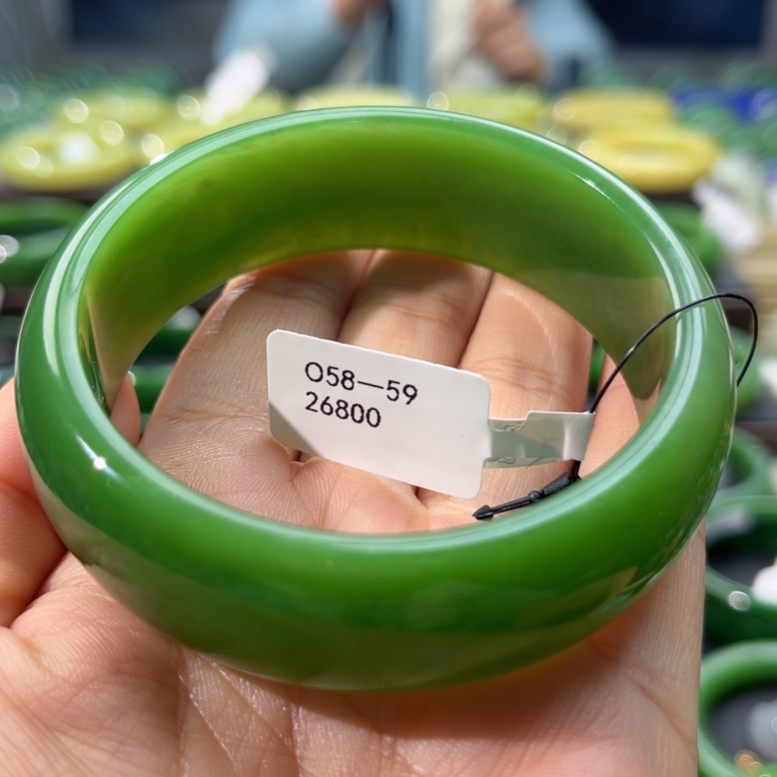 和田玉（碧玉）手镯未镶嵌