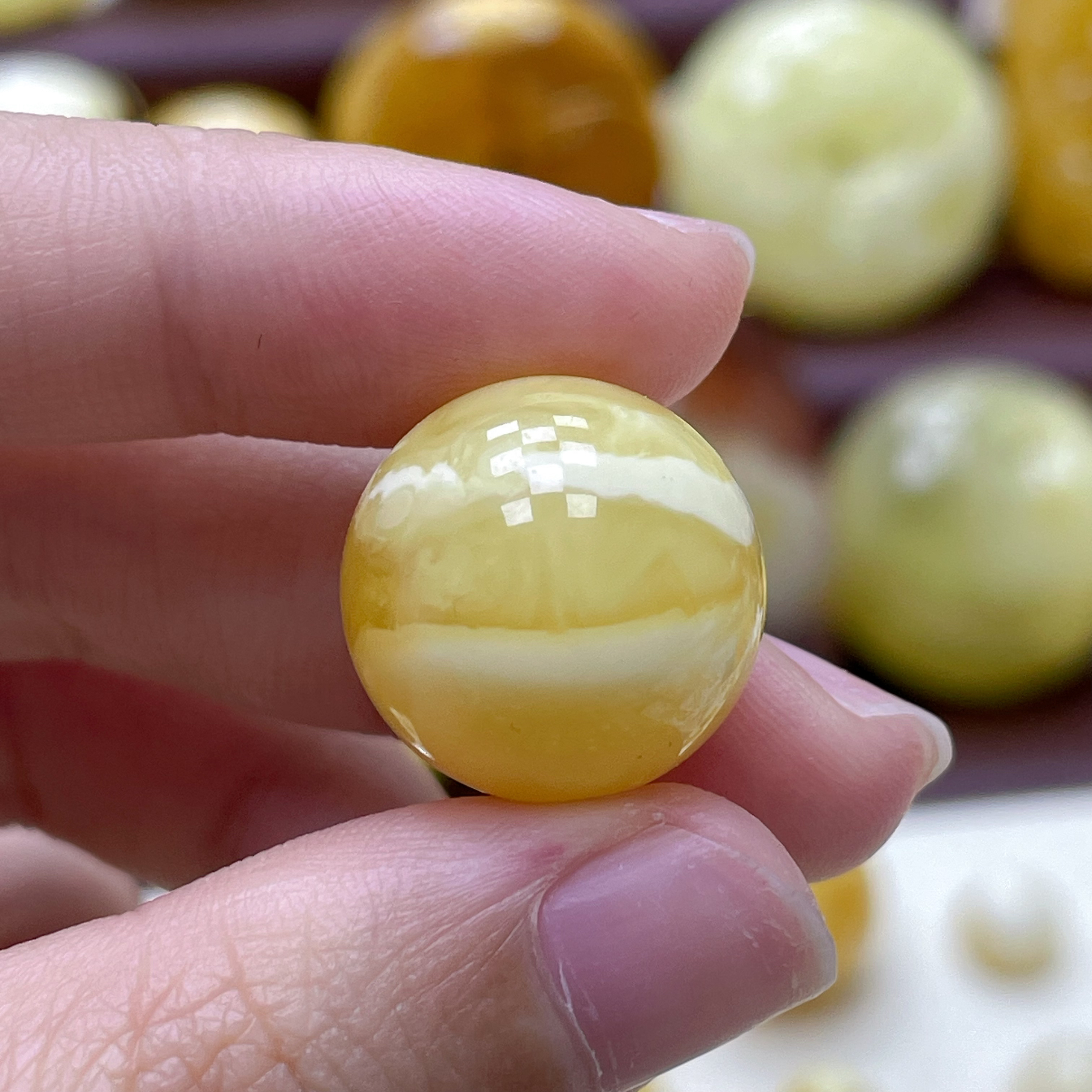 17mm.瑕.翠鼎阁珠宝·天然原矿蜜蜡 A1