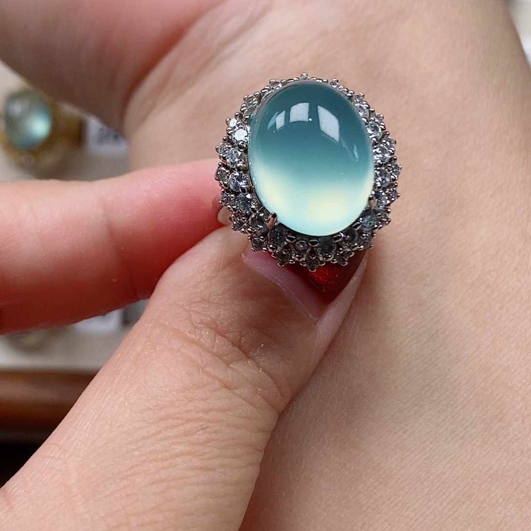 银S925镶嵌蛇纹石玉戒指