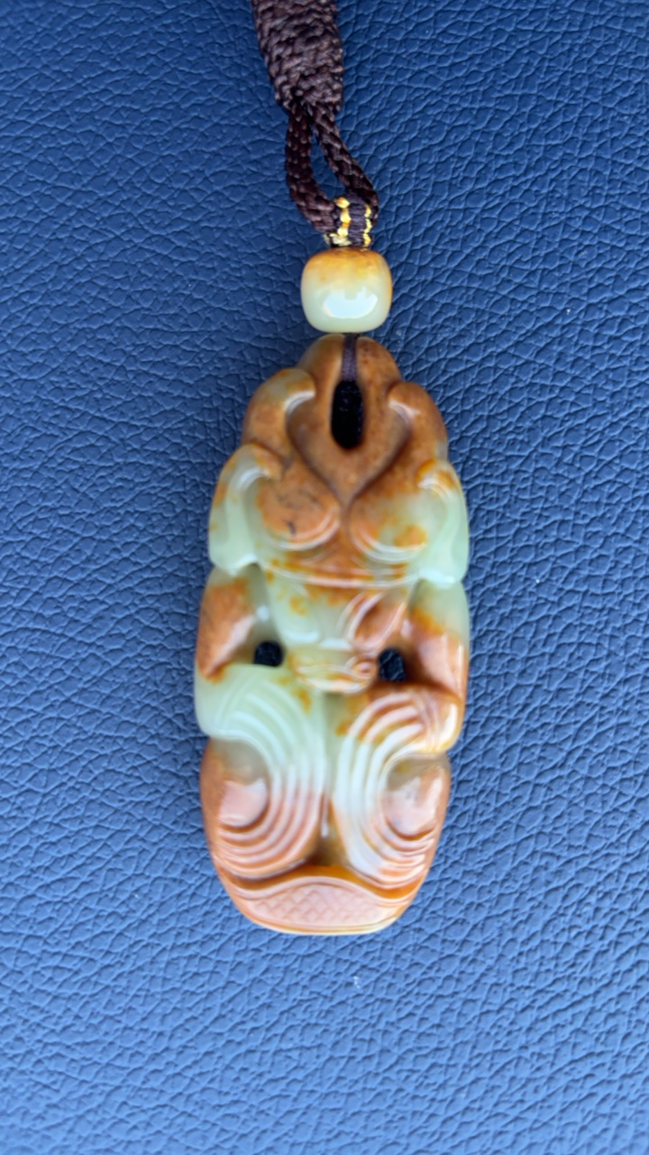 河磨玉太阳神手玩件