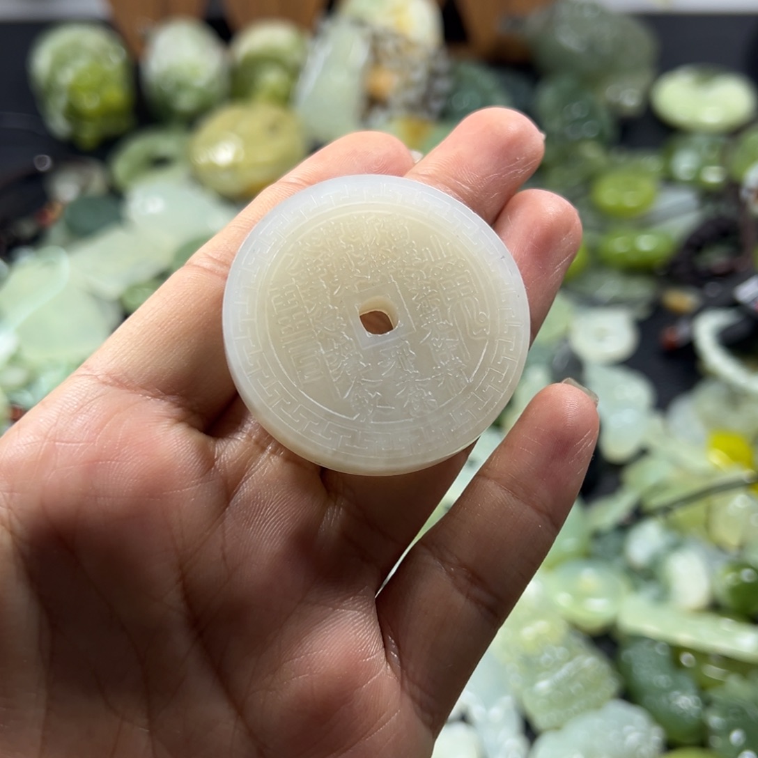 い***ゝ岫玉未镶嵌吊坠(不含链)