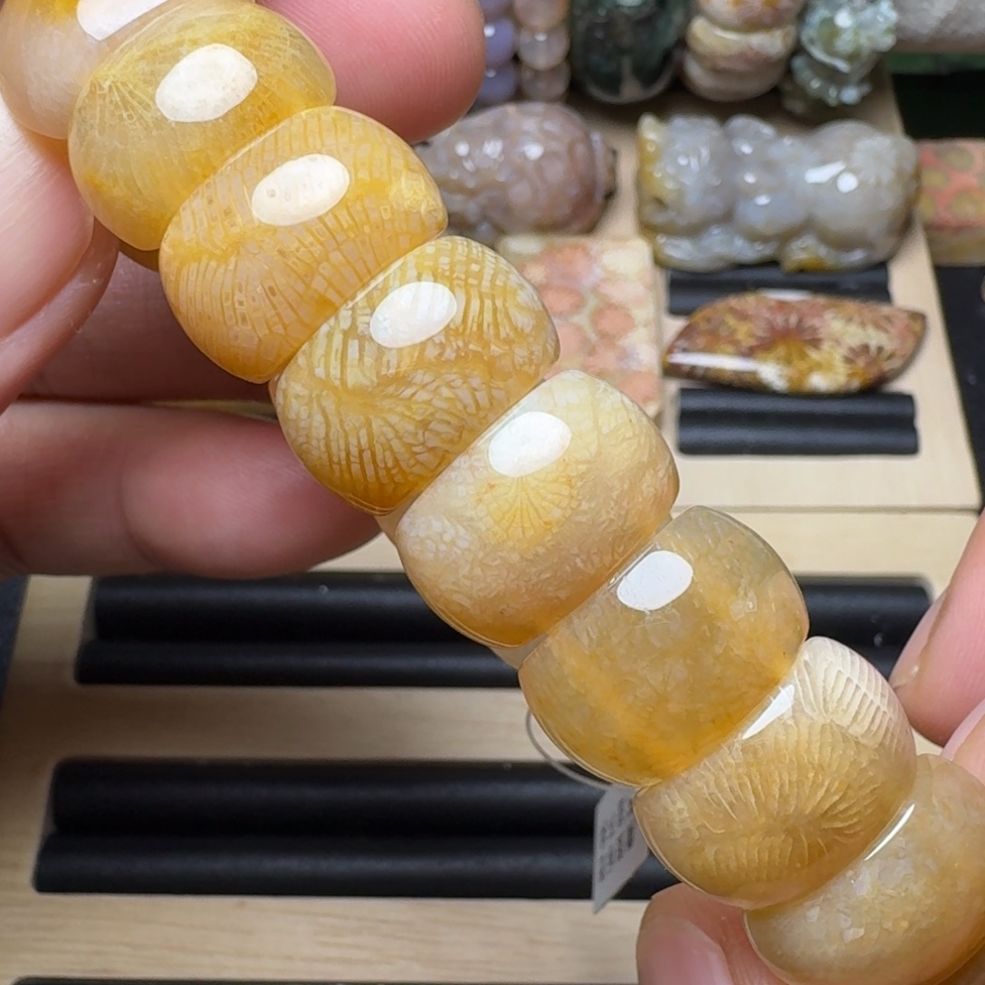 硅化玉未镶嵌纯天然色有机玉石保真色