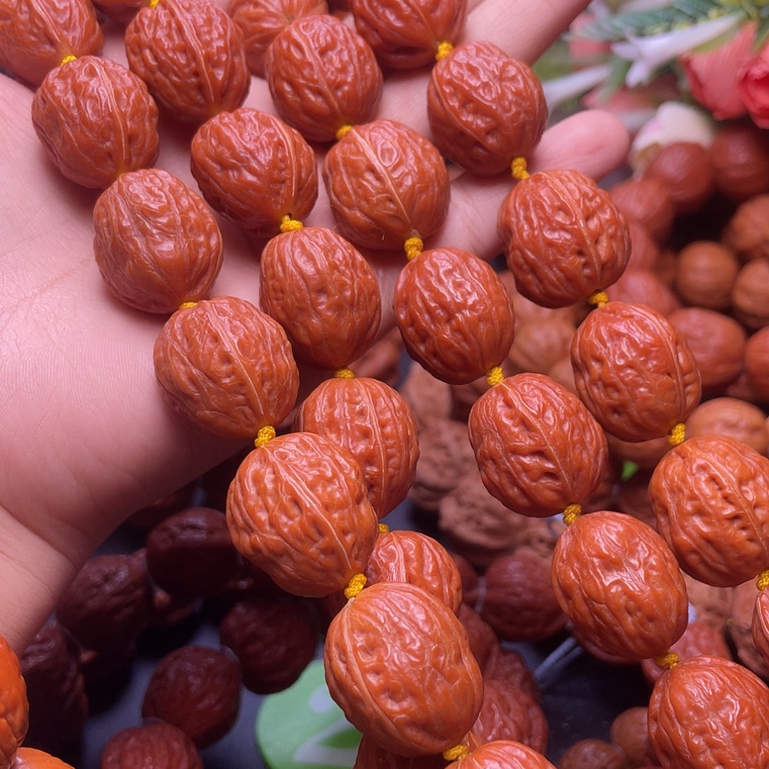 城***酒手串文玩核桃小枣脖挂