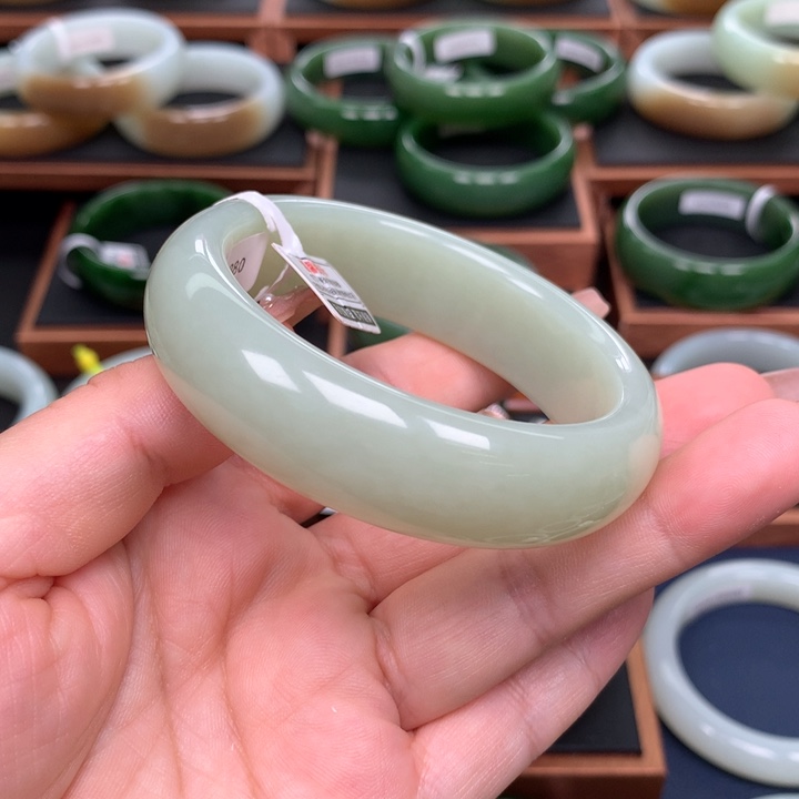 和田玉5758圈口未镶嵌