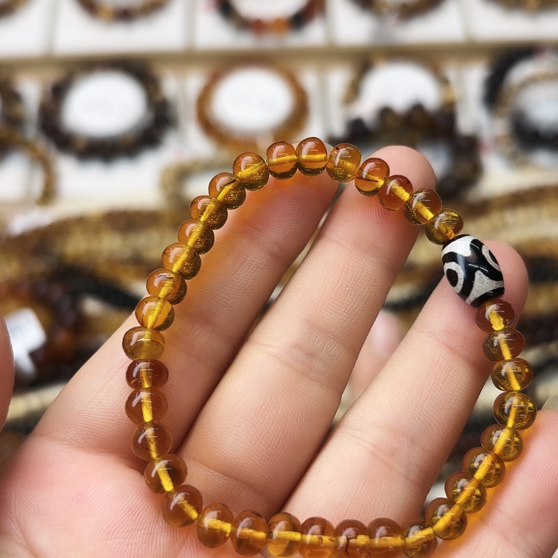 琥珀未镶嵌裸石六