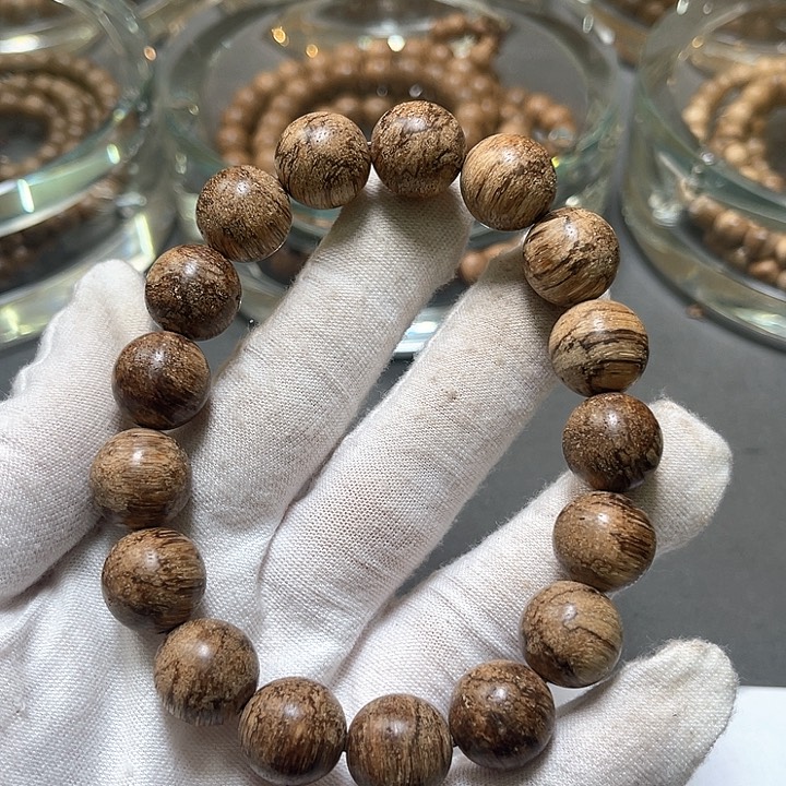 沉香手串达拉干百年虫漏土沉虎斑1.3mm多14克➕珍藏品