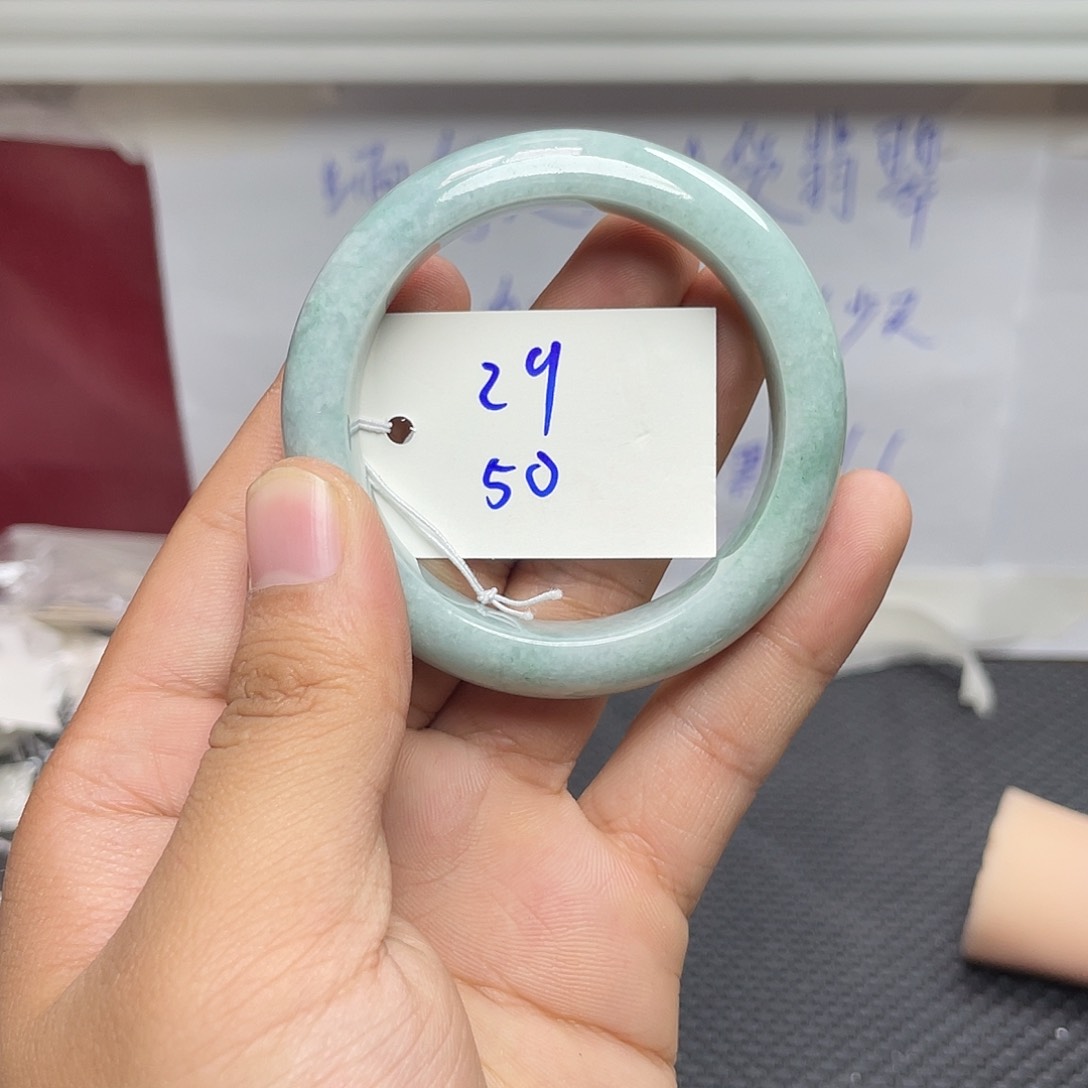 未镶嵌手镯翡翠29