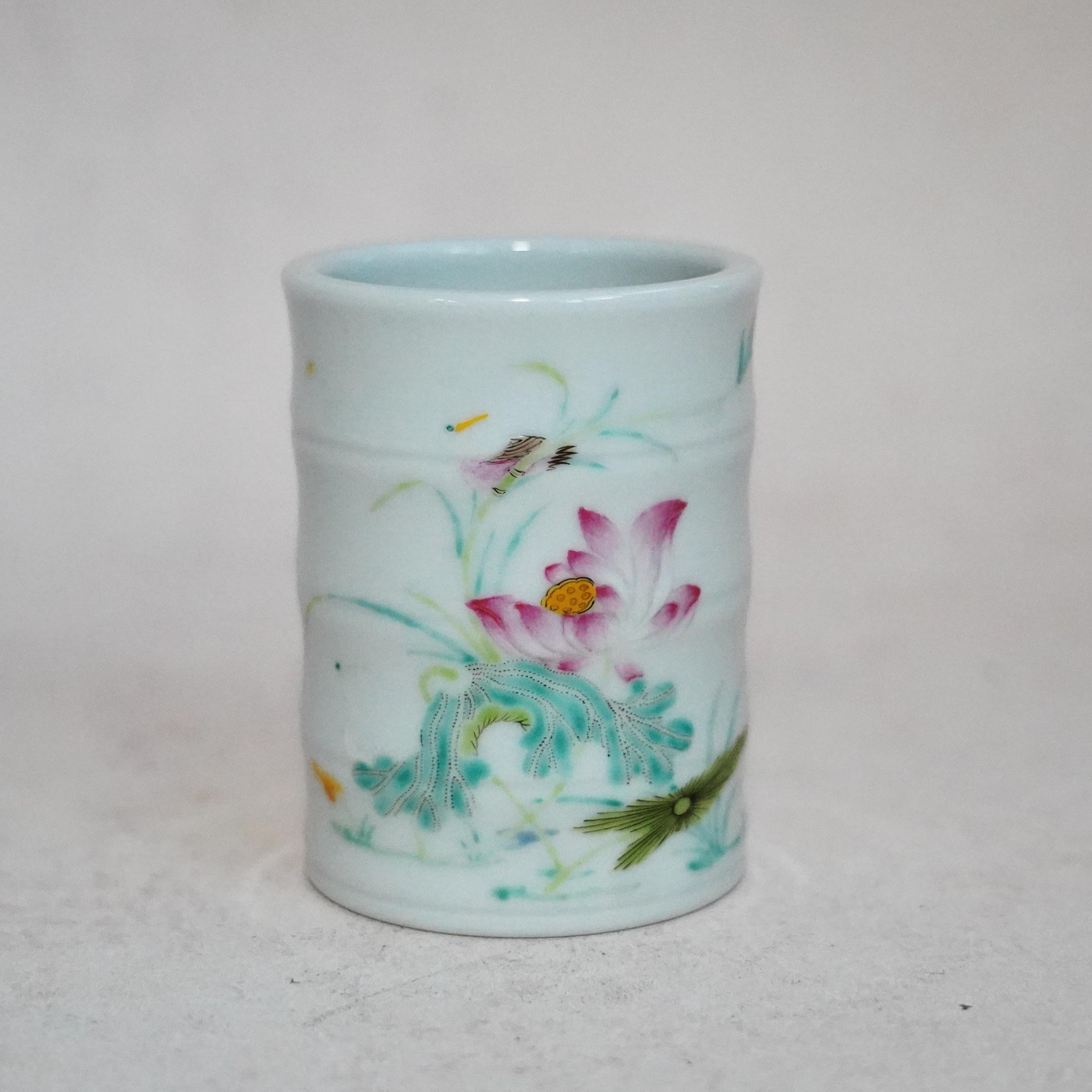 文华藏珍第229期拍品 8 民国 粉彩笔筒