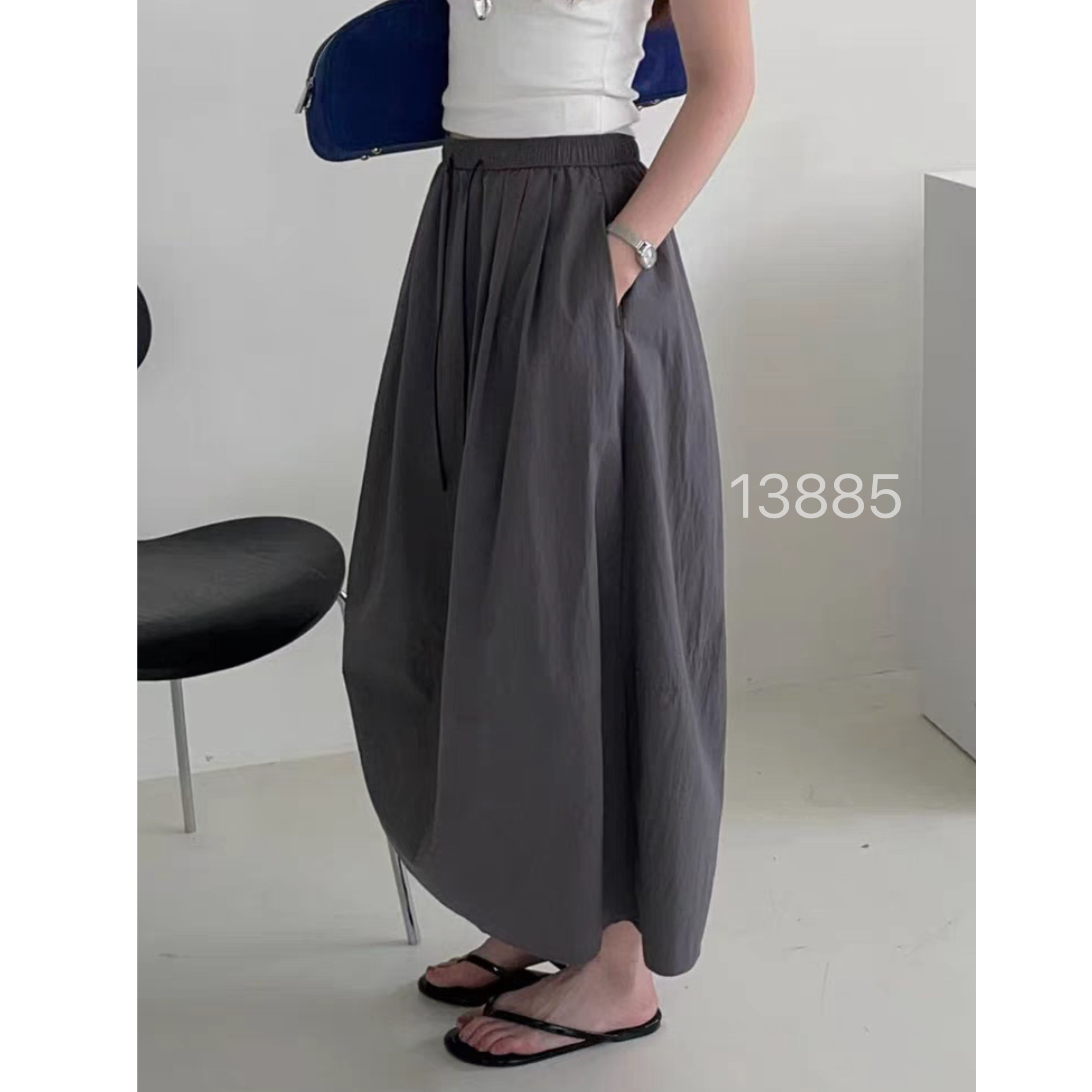 13885  SANFAN  新款净版抽绳花苞半身裙