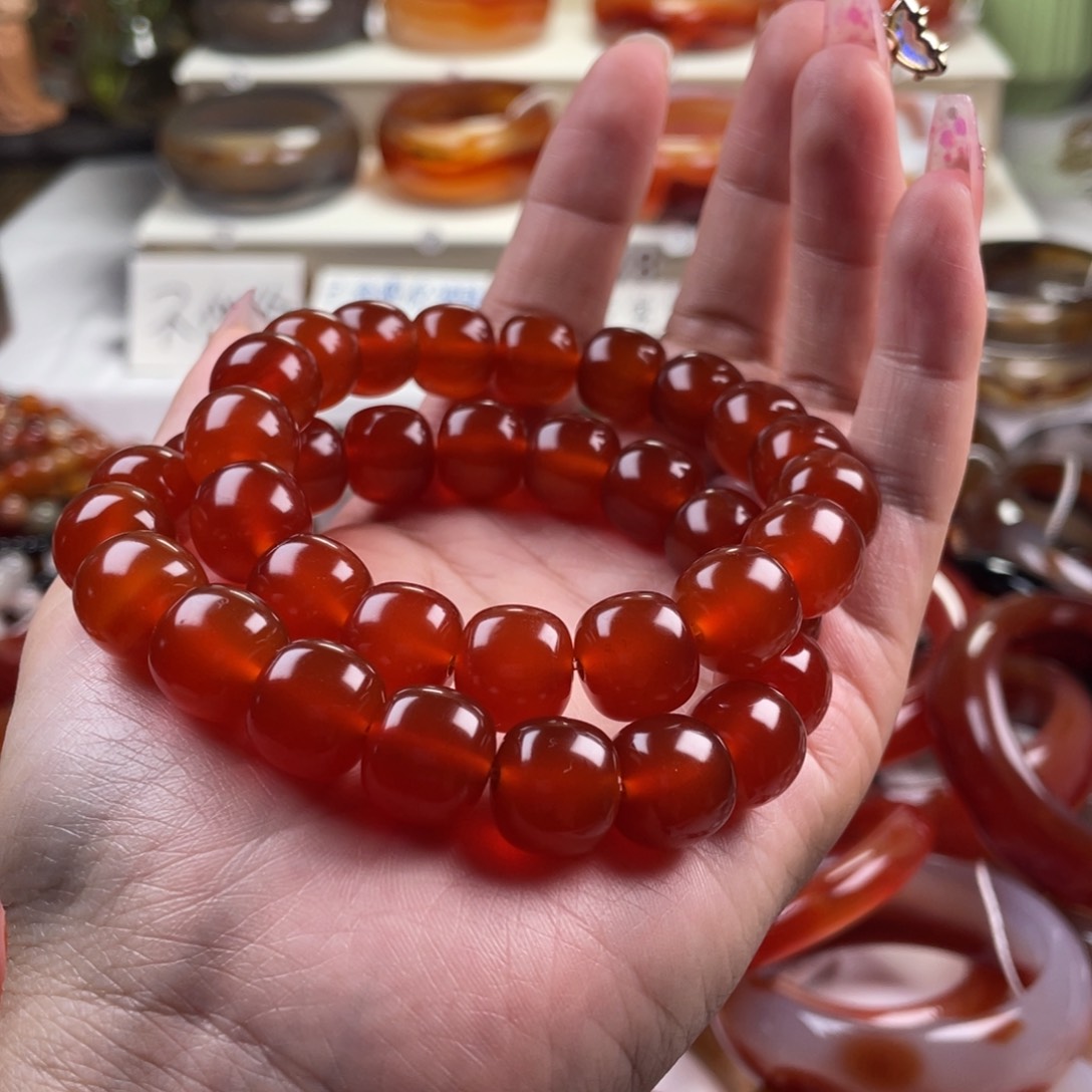 玛瑙/玉髓手串未镶嵌墨****）
