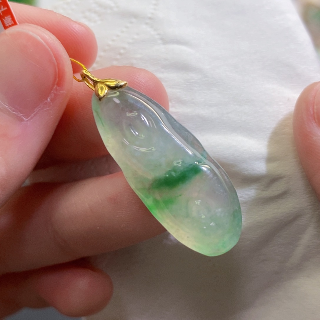 【闪购商品】翡翠吊坠(不含链)未镶嵌8832