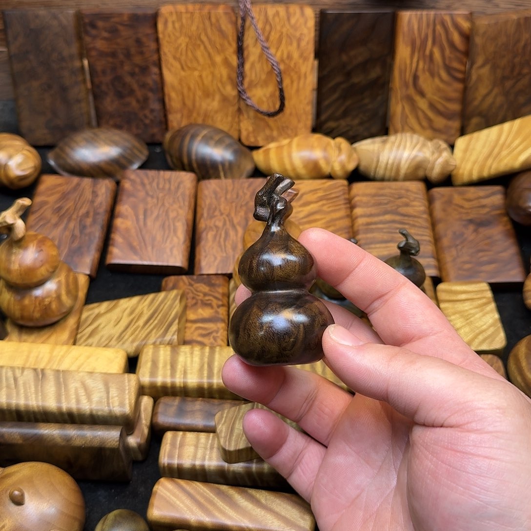 金丝楠文***V金丝楠木无事哦