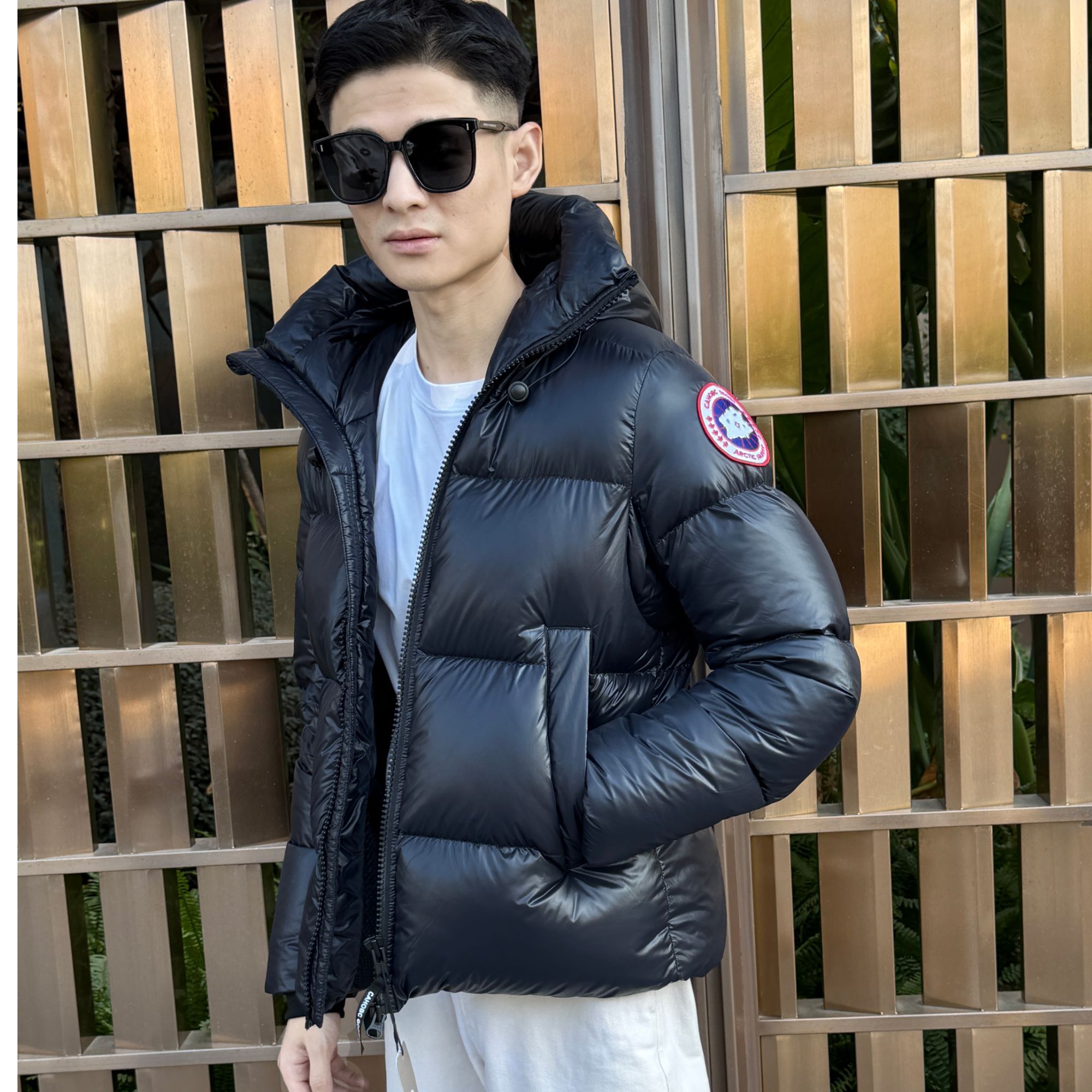 CAHOBC GOOSE亮面羽绒服男2025冬季新款黑色面包服连帽保暖外套女
