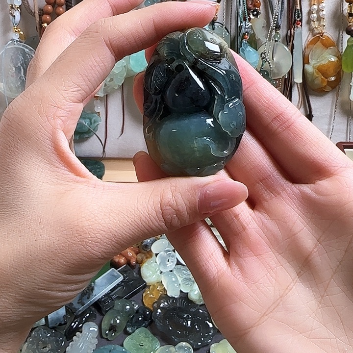 蛇纹石玉合金颈饰