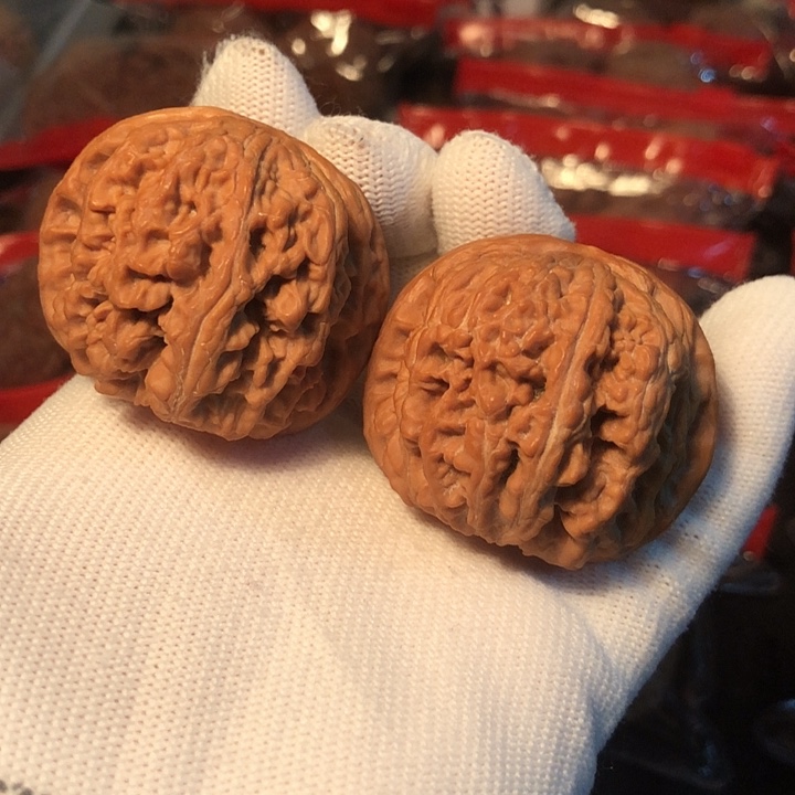 文玩核桃把件大粗筋42