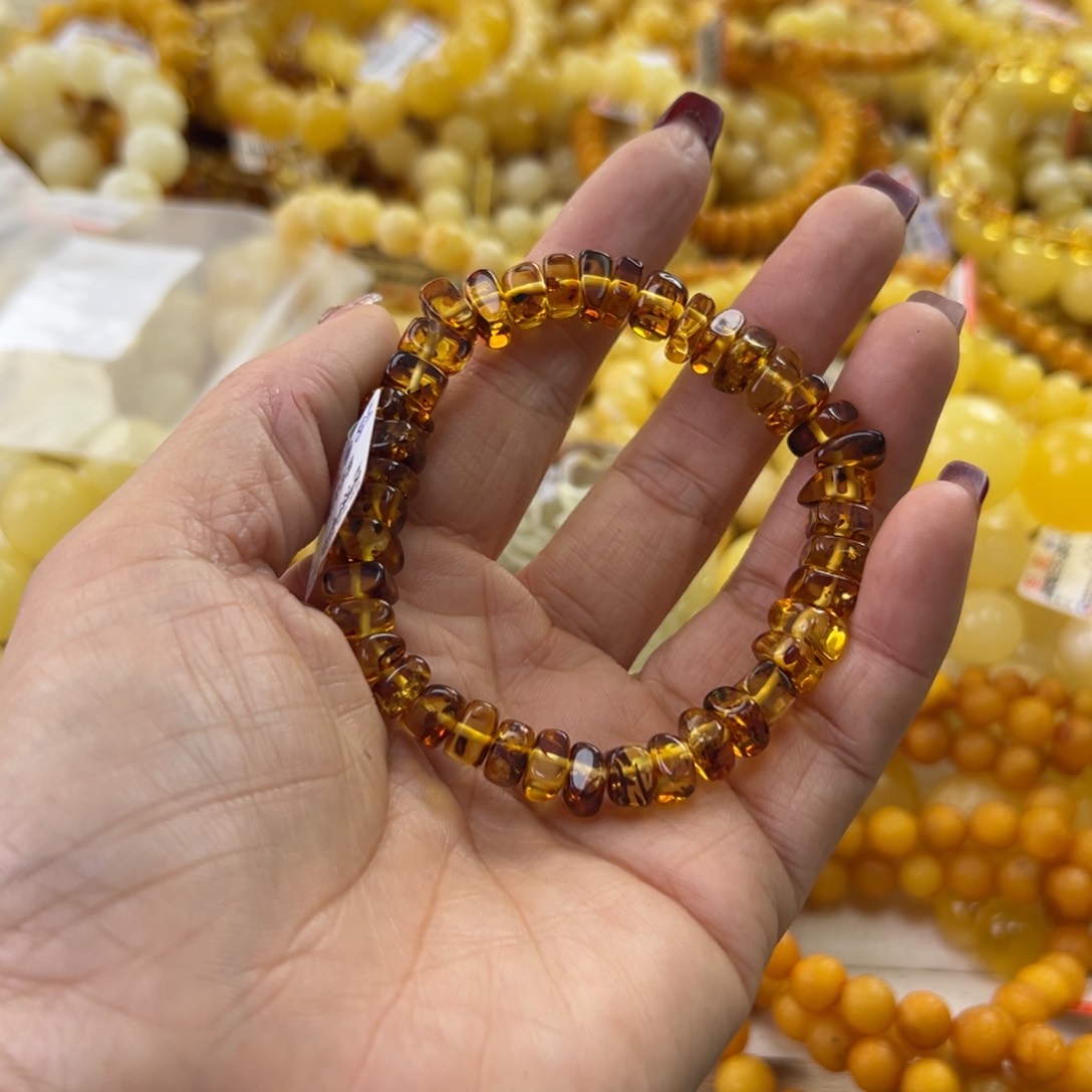 琥珀珠宝奇石未镶嵌