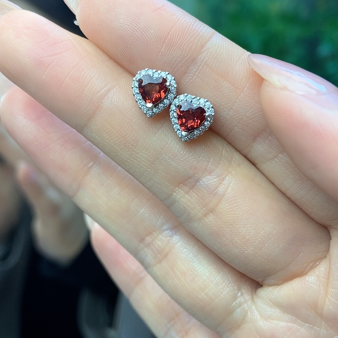 石榴石耳钉银S925镶嵌