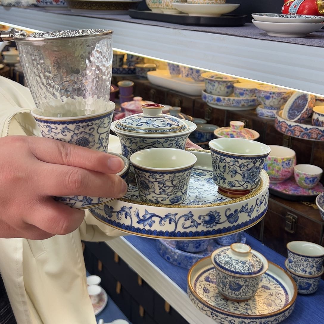 我们的目标是成为一个优秀的人