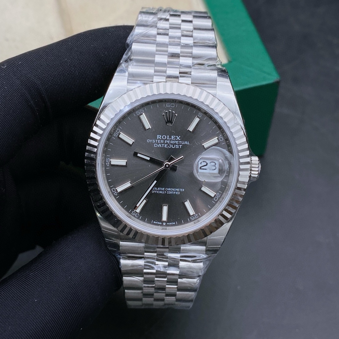 未使用 Rolex/劳力士 20年全套未使用日志126334/灰盘/机械男表