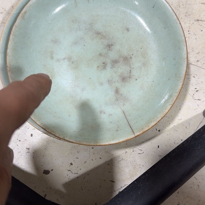 活***爱陶摆件攀登高峰艺术瓷器盘子