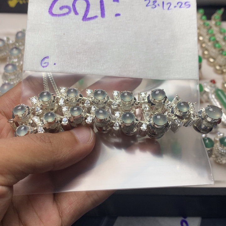 豆***。定制翡翠未镶嵌缅甸天然A货翡翠