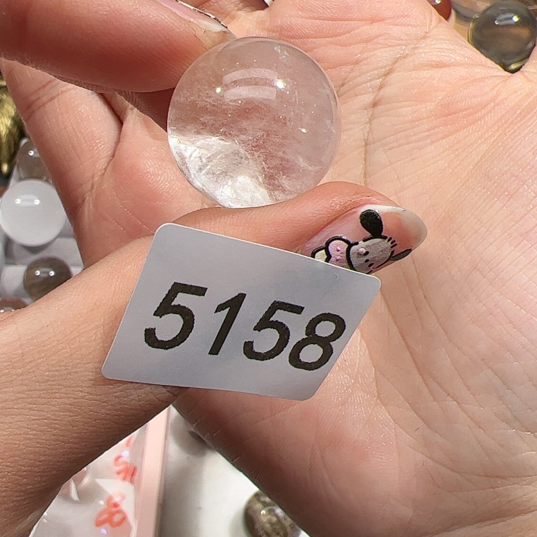 未镶嵌水晶大型摆件（非配饰）