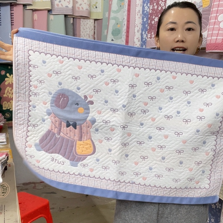 棉特价促销兰色快乐熊