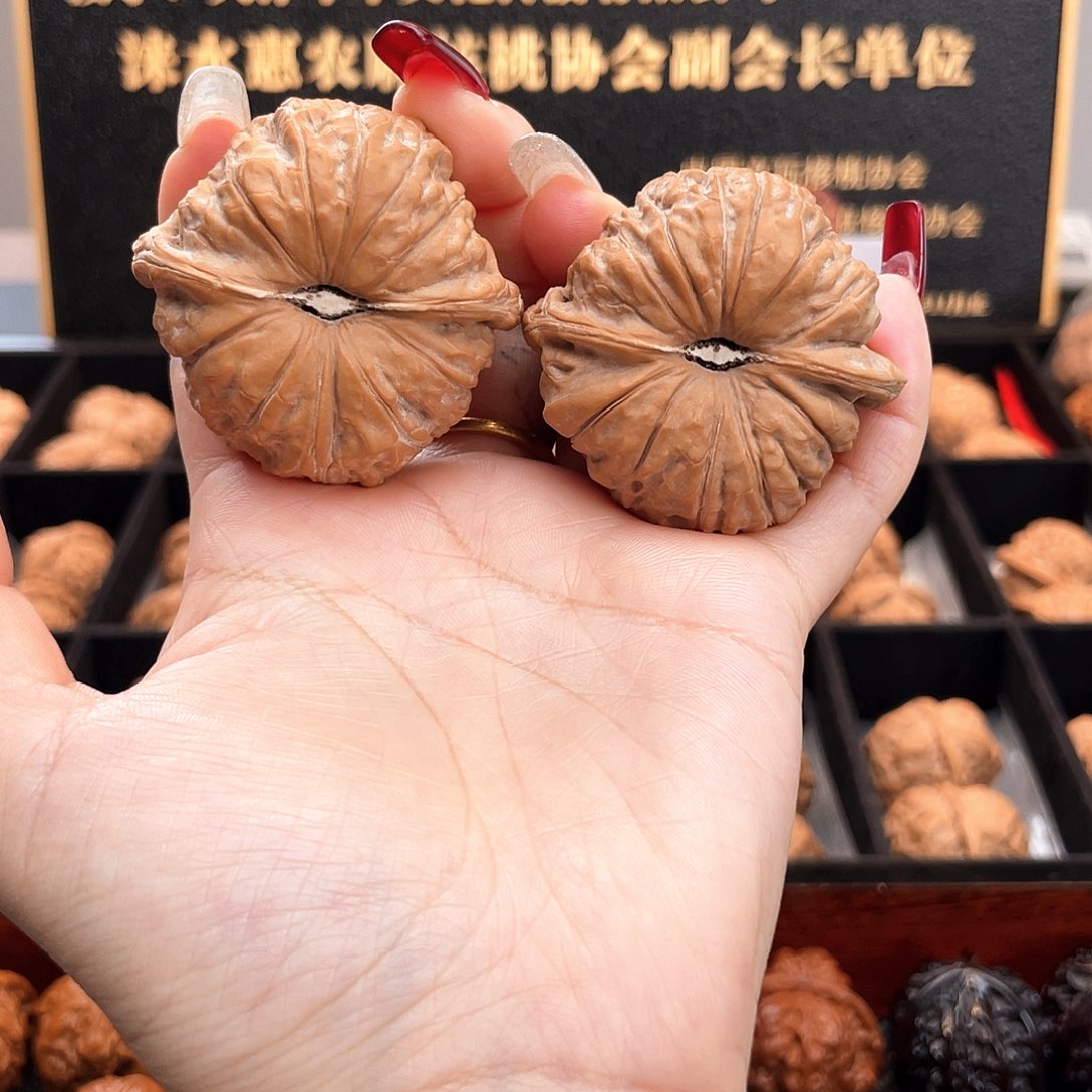 把件文玩核桃47南瓜全品近圆大凹底近正肩56克47S1