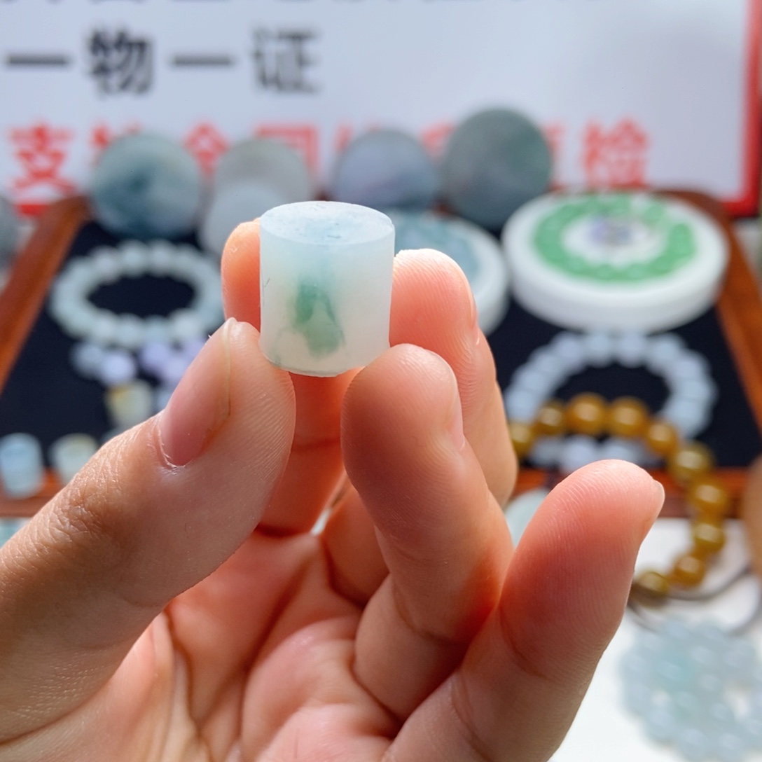 未镶嵌挂件翡翠定制卡12