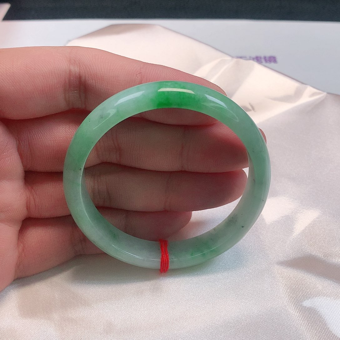 翡翠手镯未镶嵌263号