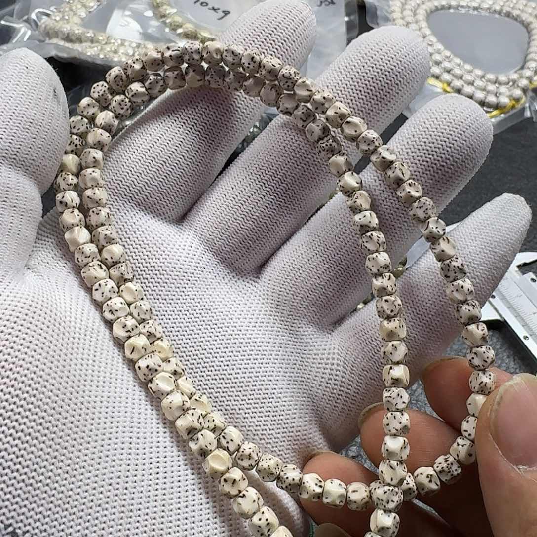 星月菩提手串S****7星月菩提6*5原生态巧克力拆封走色