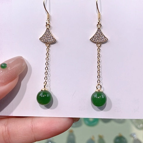 未镶嵌和田玉耳饰