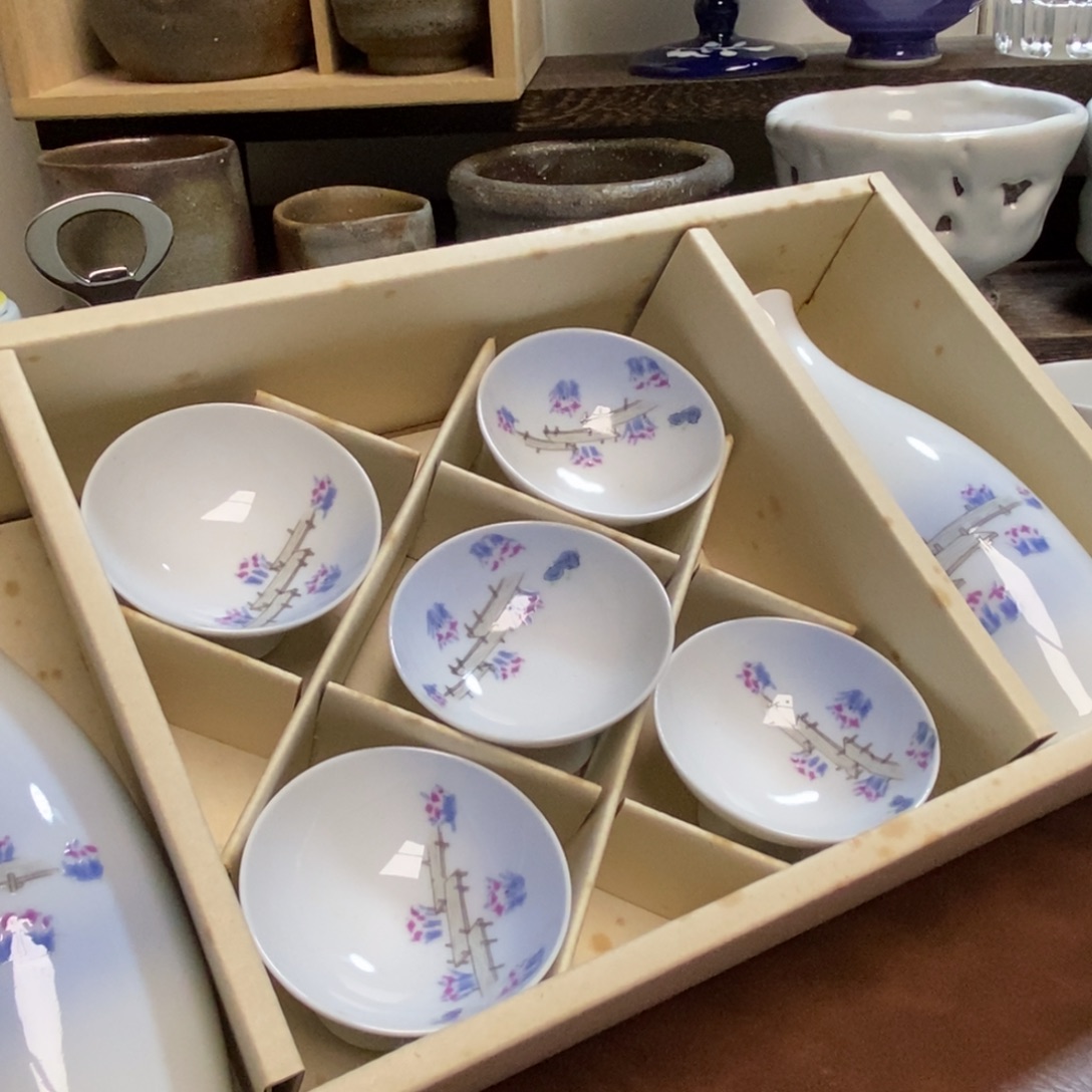 瓷片片片片片片片片片片片