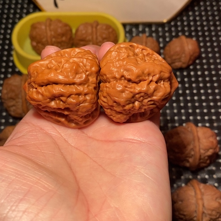把件文玩核桃四开八腿三角箭毒蛙蛙