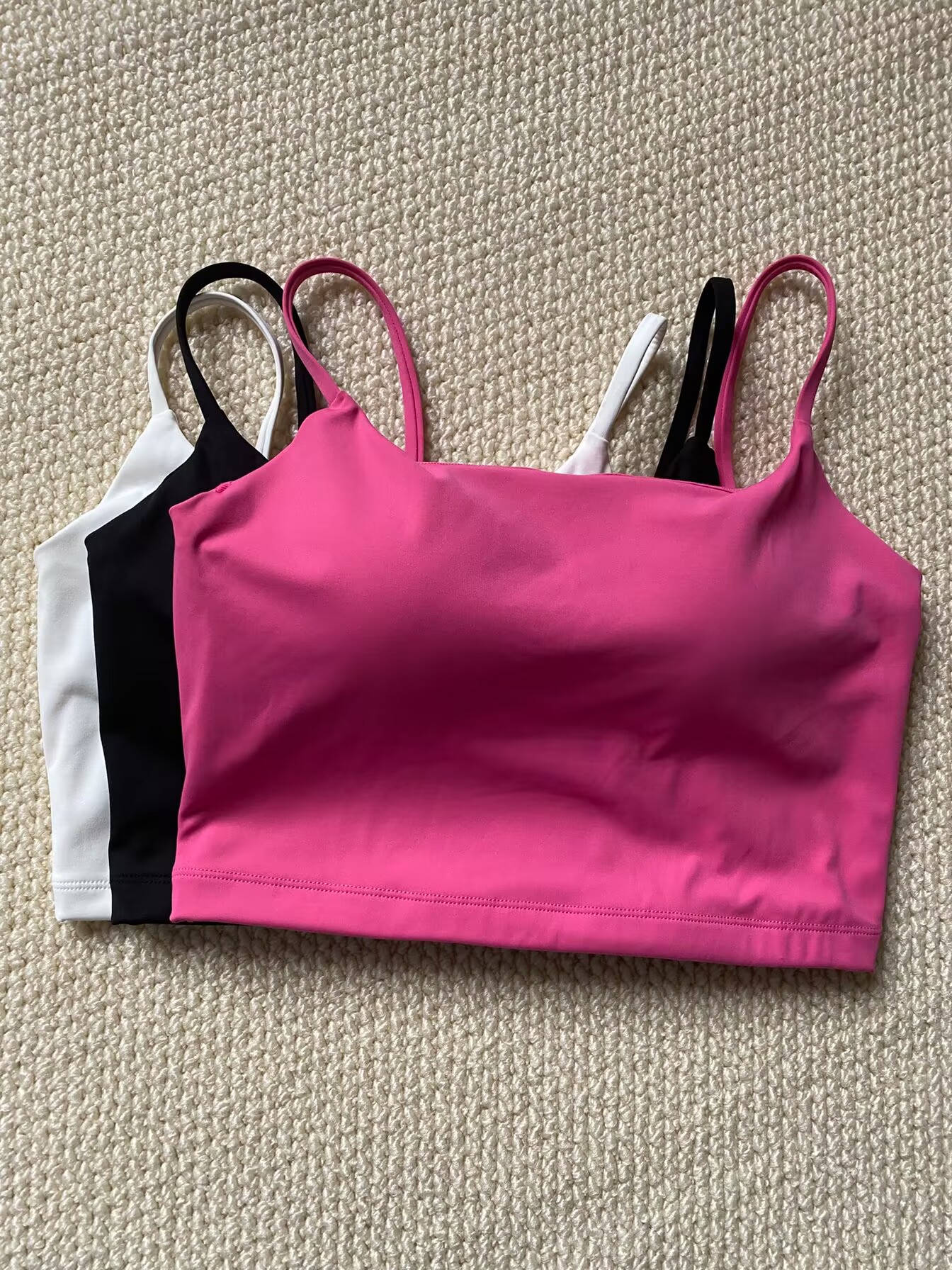 裸感锦氨纶瑜伽背心吊带固定一体运动健身普拉提内衣锦纶文胸美背