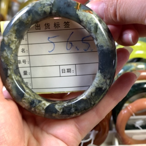 岫玉手镯未镶嵌8号