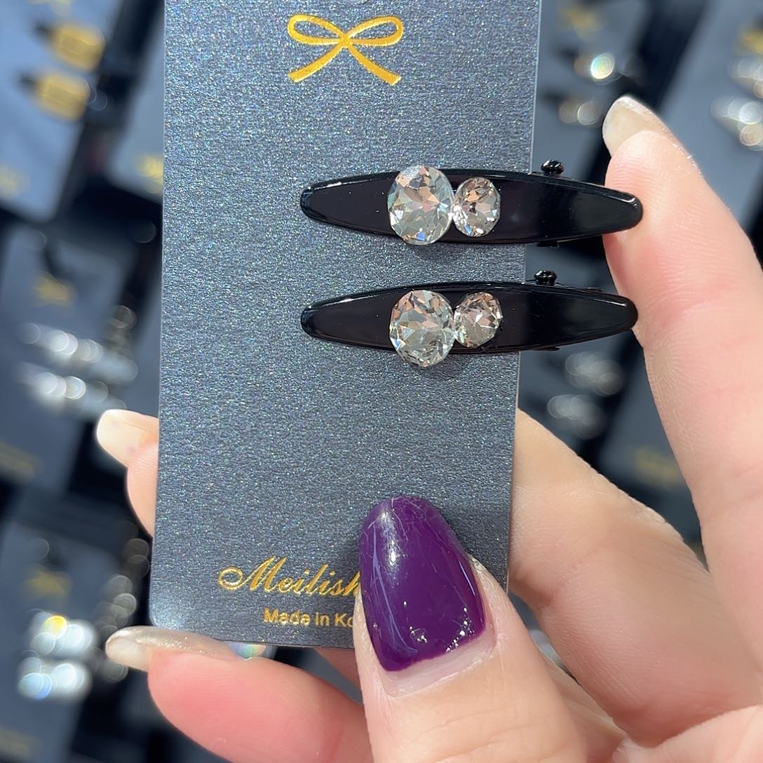 皮质铁合金黑色钻钻压夹